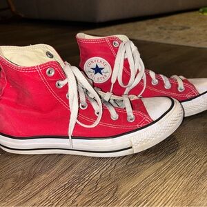 Converse Red High-Tops